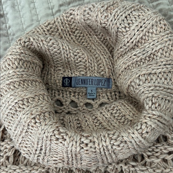 Jennifer Lopez Open-Knit Cowl Turtleneck Sweater in Light Pink - Picture 2 of 3